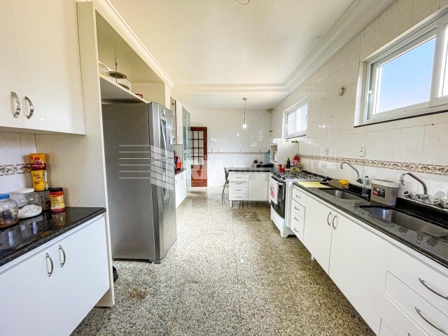 Casa, 6 quartos, 328 m² - Foto 21