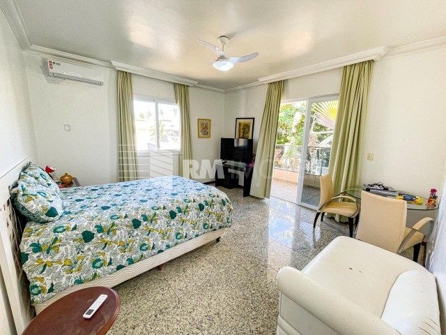 Casa, 6 quartos, 328 m² - Foto 24