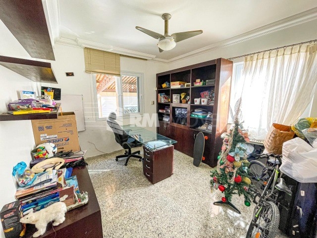 Casa, 6 quartos, 328 m² - Foto 37