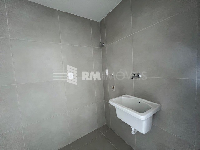 Apartamento à venda com 2 quartos, 70m² - Foto 12
