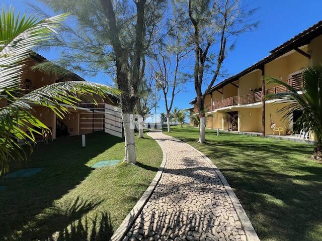 Casa em condomínio para Venda em Camaçari - 2