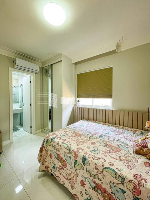 Casa de Condomínio à venda com 4 quartos, 100m² - Foto 23