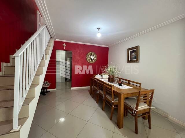 Casa de Condomínio à venda com 3 quartos, 110m² - Foto 2