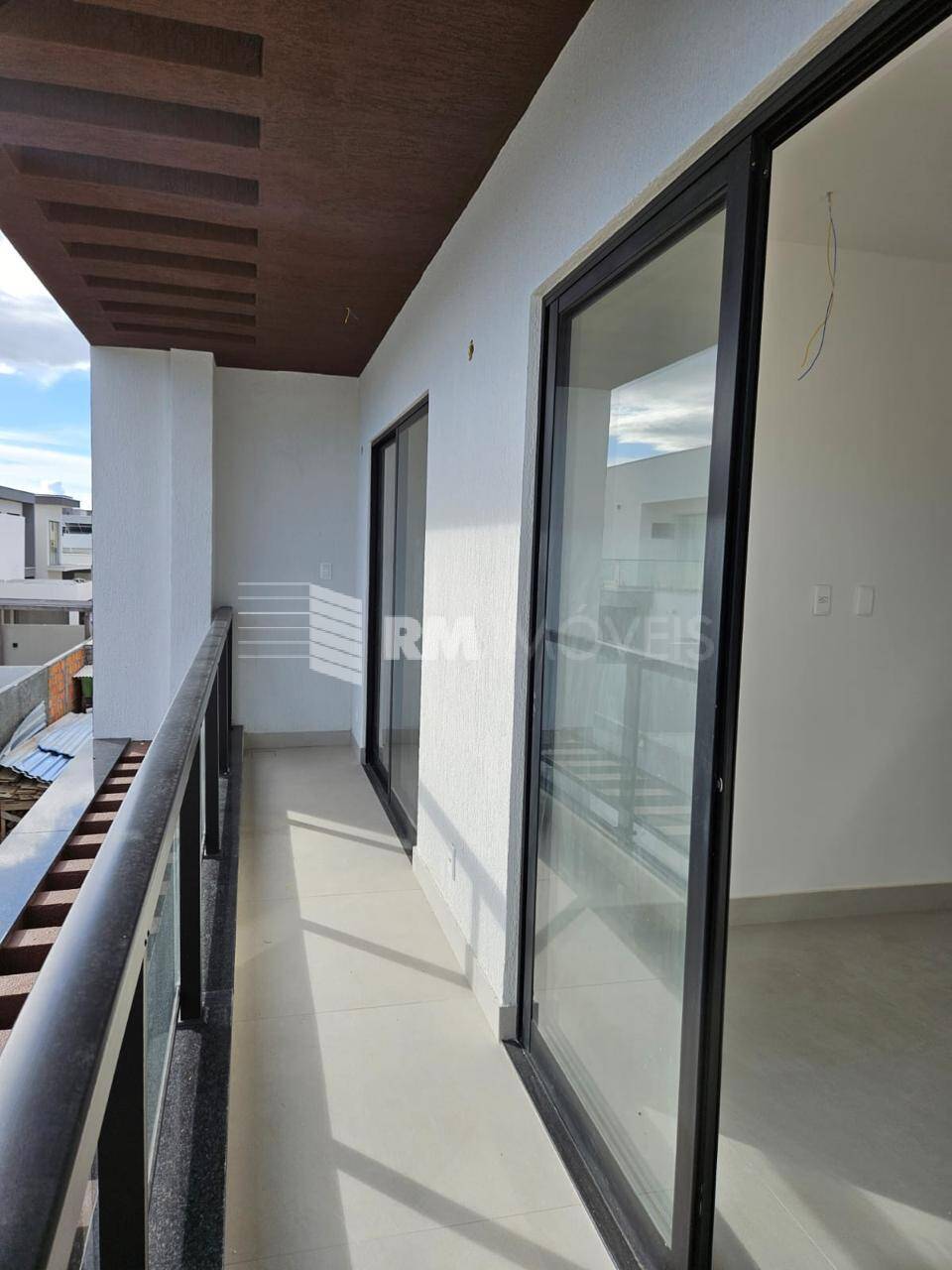 Casa de Condomínio à venda com 4 quartos, 195m² - Foto 3