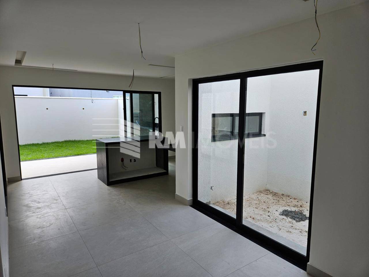 Casa de Condomínio à venda com 4 quartos, 195m² - Foto 17