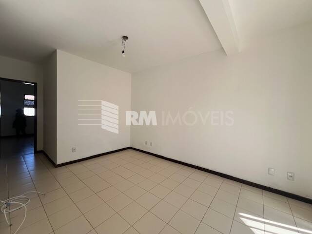 Apartamento para alugar com 2 quartos, 60m² - Foto 15