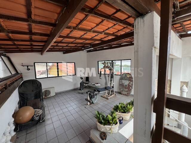 Casa, 4 quartos, 271 m² - Foto 13