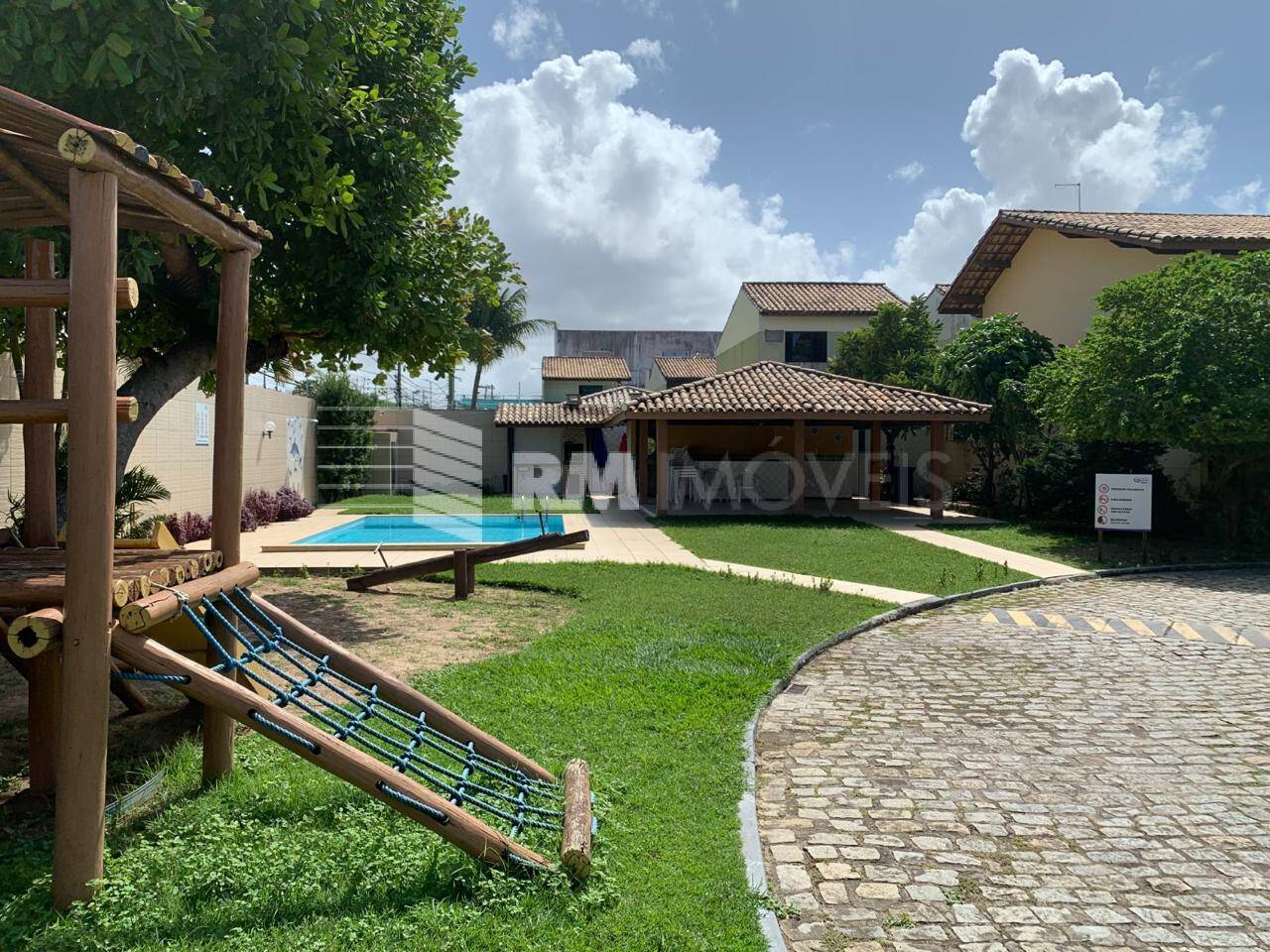 Casa de Condomínio à venda com 4 quartos, 130m² - Foto 37