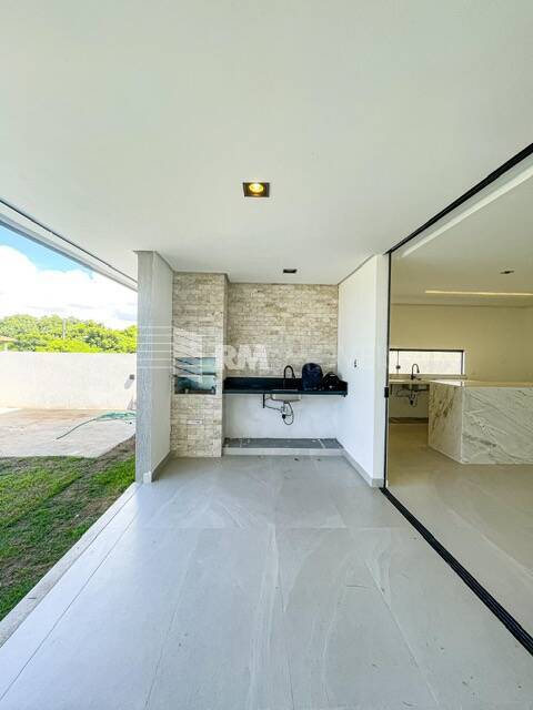 Casa de Condomínio à venda com 4 quartos, 250m² - Foto 13