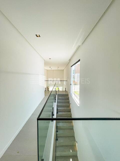 Casa de Condomínio à venda com 4 quartos, 250m² - Foto 28