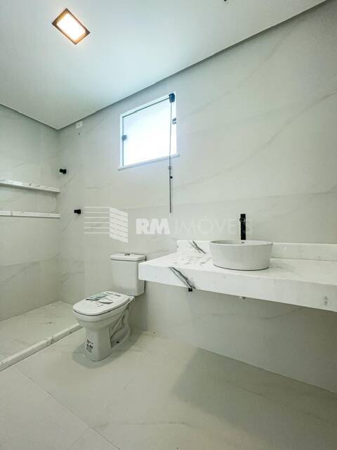 Casa de Condomínio à venda com 4 quartos, 250m² - Foto 32