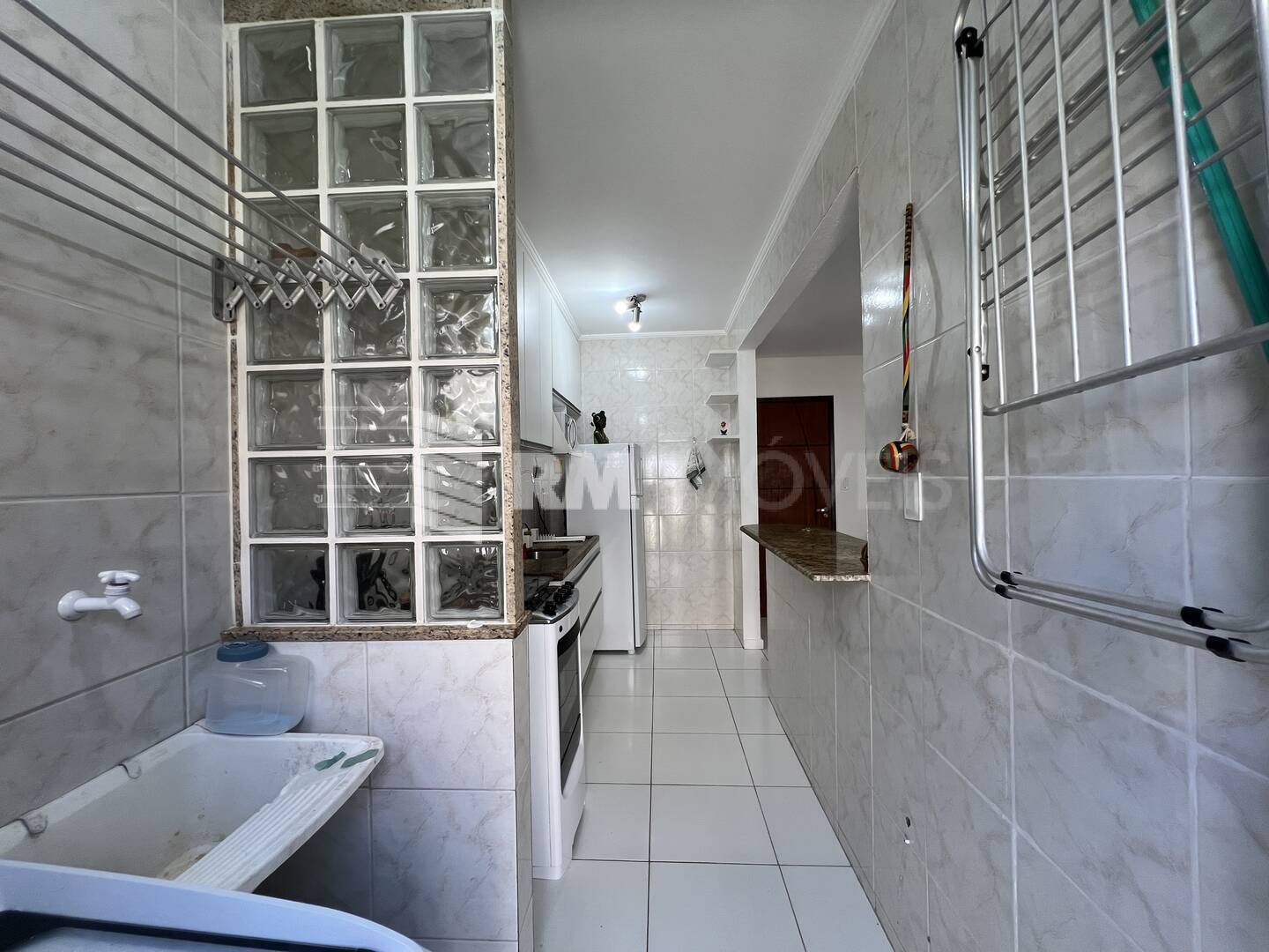 Apartamento à venda com 1 quarto, 44m² - Foto 12