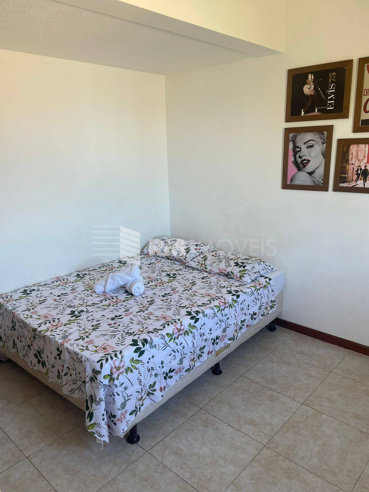 Casa à venda com 3 quartos, 78m² - Foto 10