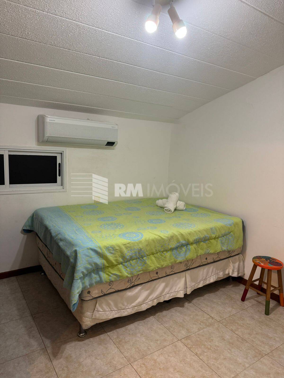 Casa à venda com 3 quartos, 78m² - Foto 21